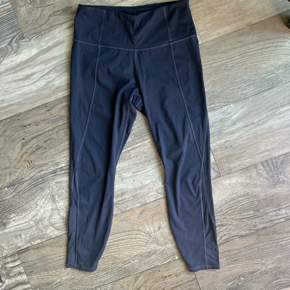 Women’s Navy Blue Athleta Navy Lightning  7/8 Tight